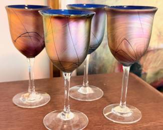 Gorgeous Steven Maslach art glass bowl and wine goblets