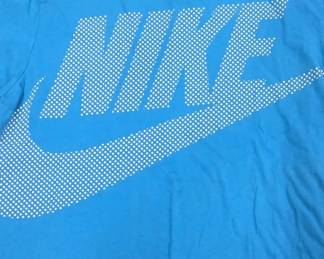 Nike T-Shirt in Size XL