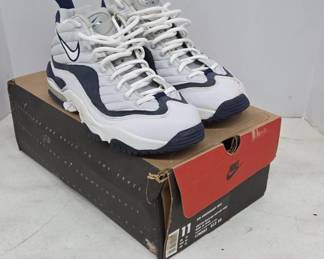 Nike Air Max? Shoes with Box