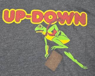 Up-Down Frog Graphic Gray T-Shirt