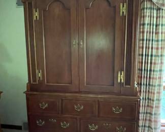 Baker Furniture Georgian Style Armoire 50"x19"x77"