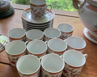 Mottahedeh demitasse cups