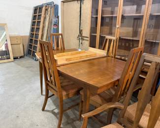 MID CENTURY TABLE W/CHAIRS DINING ROOM SUITE