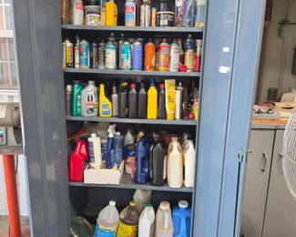 Shop cabinets (Several)