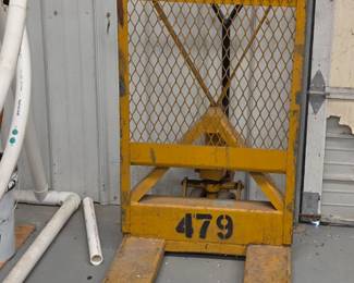 Pallet jack