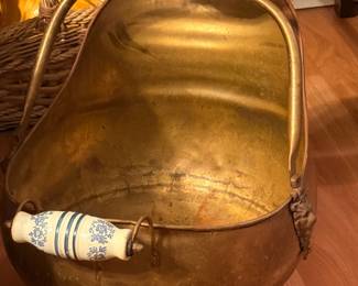 Ash bucket vintage