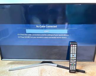 31 Inch Samsung Flat Screen Smart TV With Remote Lot #: 32