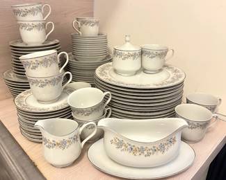 Oxford Blue Haven Japanese Dish Set With Platter, Gravy Boat, Sugar Bowl & Creamer (11 Or 12 Of Each) Lot #: 20