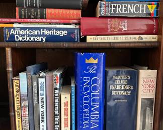 Over 25 Books: New York History, Travel & Reference Books Lot #: 98