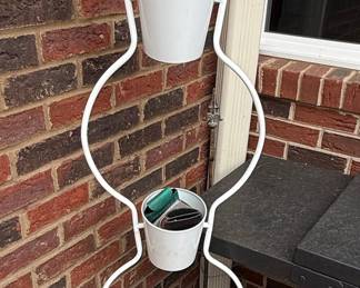 White Metal Tiered Spiral Plant Stand