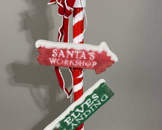 Christmas Candy Cane Lamp Post Directional Sign