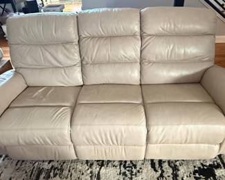 Leggett & Platt Power Double Recliner Sofa