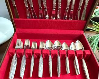 Community Stainless Flatware Set