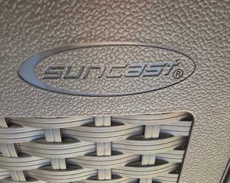 Suncast 77 Qt. Resin Wicker Patio Cooler Station