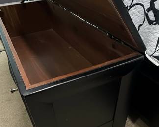 Black Cedar Chest Storage Bench Style