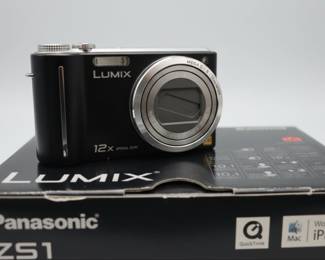 Panasonic Lumix DMC-ZS1 Digital Camera