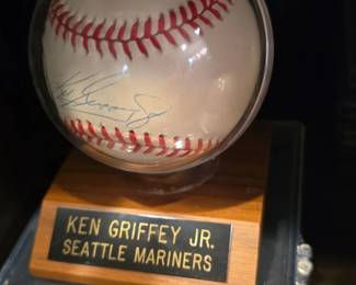 Ken Griffey Jr. Autographed Baseball