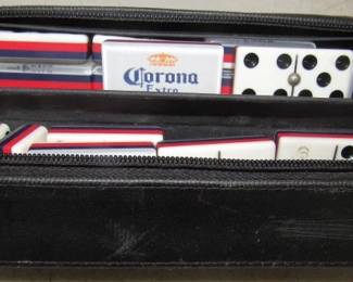 Corona Extra Dominos
