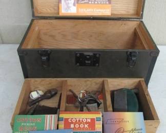 Trunk w/Collectibles