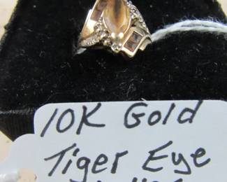 10K Gold Tiger Eye Ladies Ring