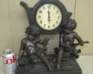 Statue Clock
