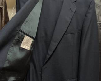 Mens TwoPiece Suit third image