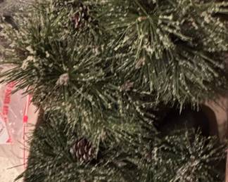 Flocked Pine Garland with Pinecones