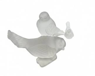 Crystal Candy Dish with Lid and Frosted Glass Birds second image