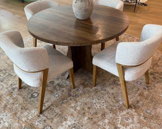 47" Round Table