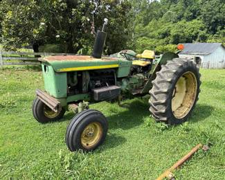 JOHN DEERE TRACTOR