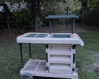Gardening stand