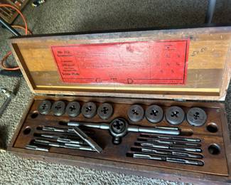 Vintage tap and die set