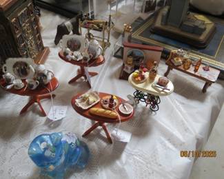 Detailed German Dollhouse furniture