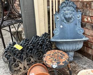 Outdoor Decor
