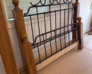 Queen Size Oak & Wrought Iron Bed Frame – Traditional Metal and Wood Headboard & Footboard