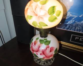 Antique hand painted globe table lamp