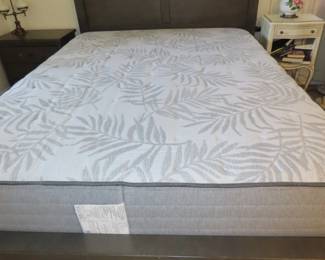Like new queen size bed set.