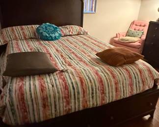 Dark Wood Queen Size Bed Frame with Nightstand