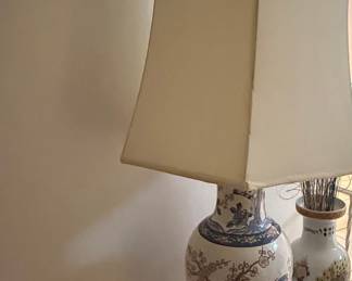Chinese Export Porcelain Table Lamp with Bird and Floral Motif