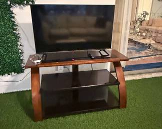 Bell'O Curved Wood and Glass TV Stand