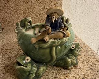 Chinese Mudman Frog Planter