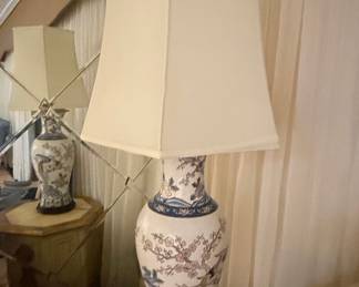 Vintage Blue and White Porcelain Temple Jar Table Lamp with Floral and Bird Motif