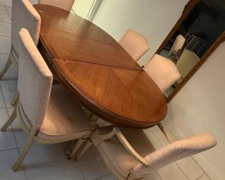 Oval Dining Table with Six Upholstered Chairs - Drexel Heritage