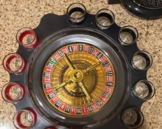 Roulette Wheel Shot Glass Holder Set