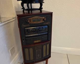 Teac GF-680 Nostalgia Series Console Stereo System