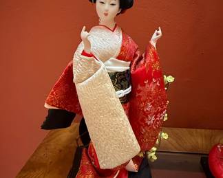 Vintage Japanese Geisha Doll
