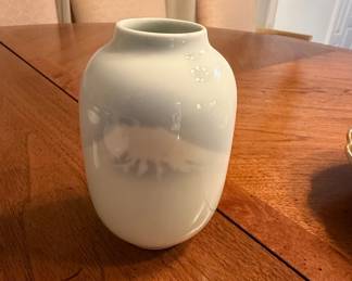Fukagawa Porcelain Vase with Mt. Fuji Design