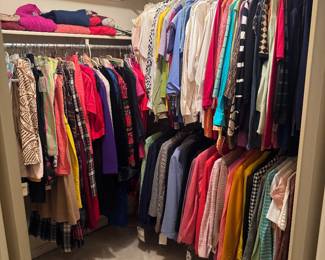 Huge Collection of Women's Clothing & Accessories