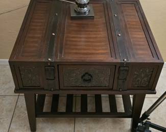 End table