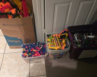 More toys and Nerf guns